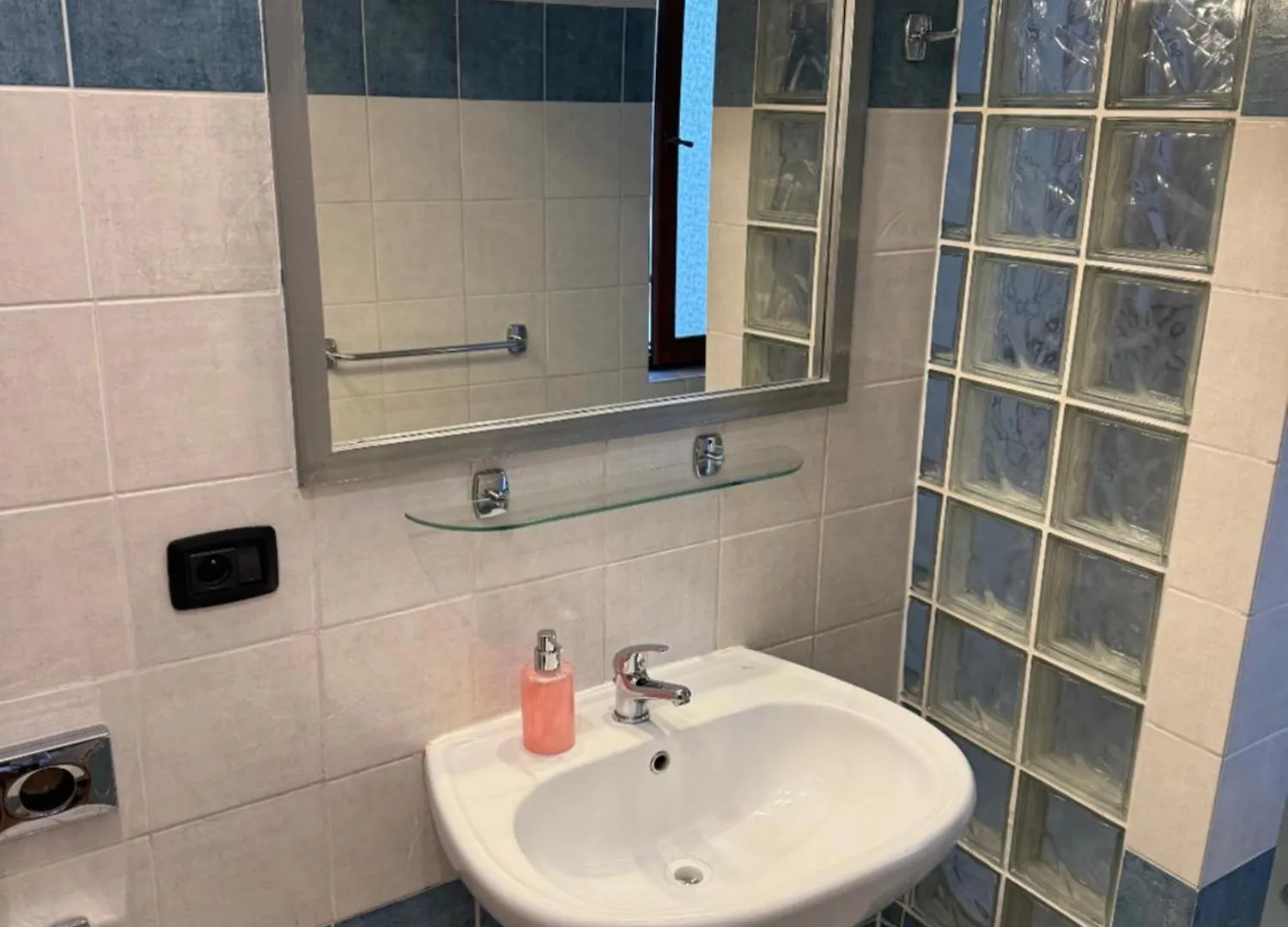 Apartment Cosy Studio With Terrace Near Florenc Prague