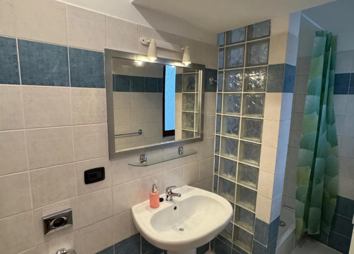 Cosy Studio With Terrace Near Florenc Praag 0*,